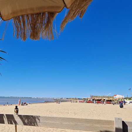 Bel Appartement T2 Avec Balcon, Wifi Et Parking Pres De La Plage - Fr-1-706-2 Шатлайон-Плаж Экстерьер фото